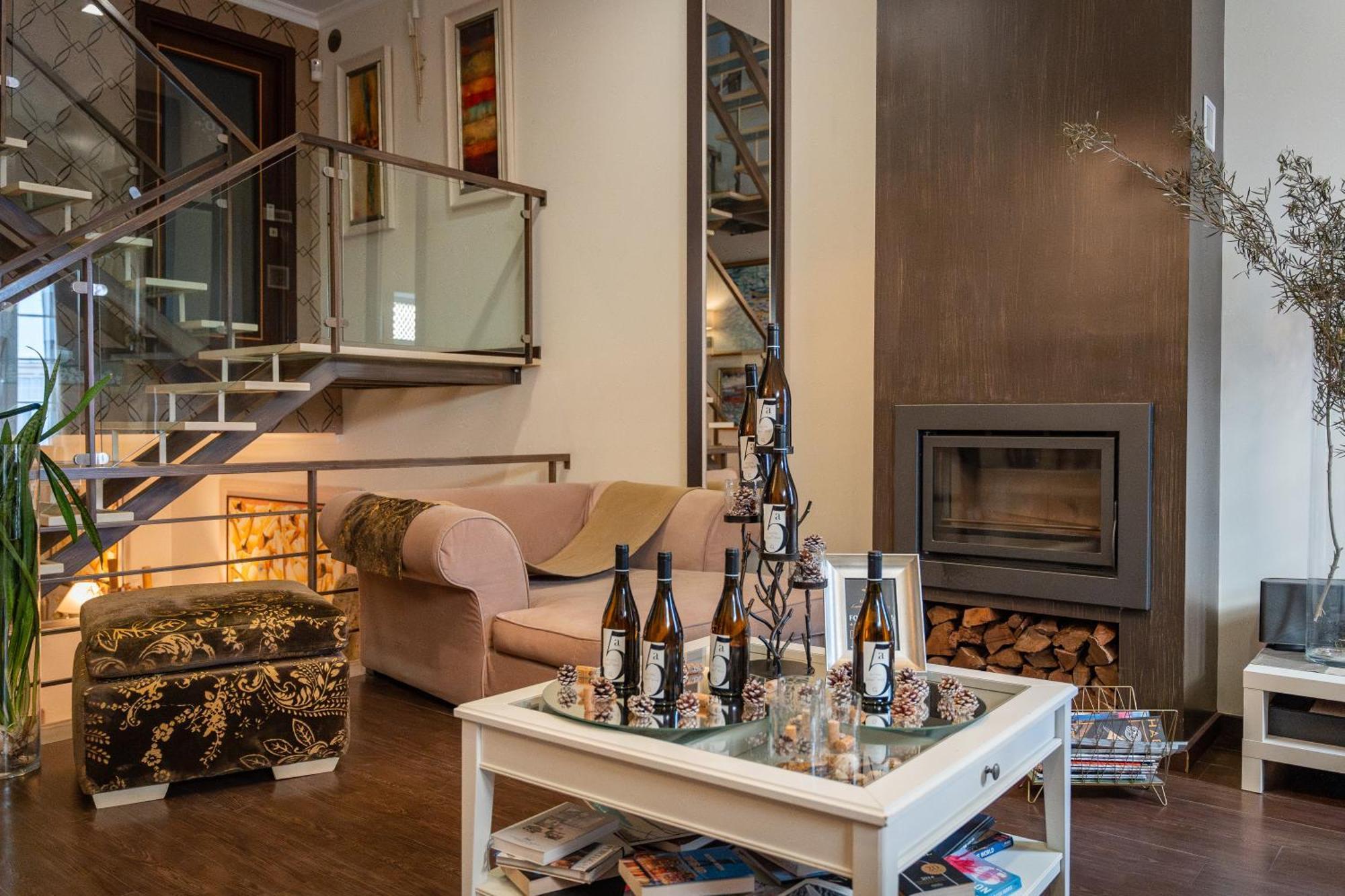 Opus One Luxury Guest House & Wine ฟารู ภายนอก รูปภาพ
